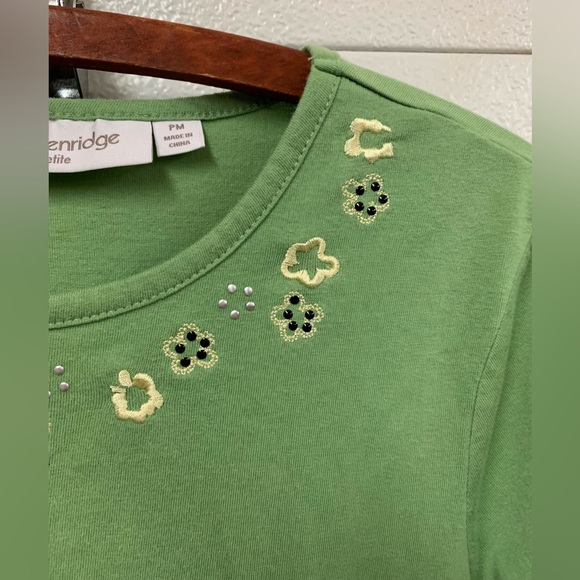 Breckenridge Women's Top Size PM Embroidered Flowers Beads Green Short Sleeves - Picture 3 of 7